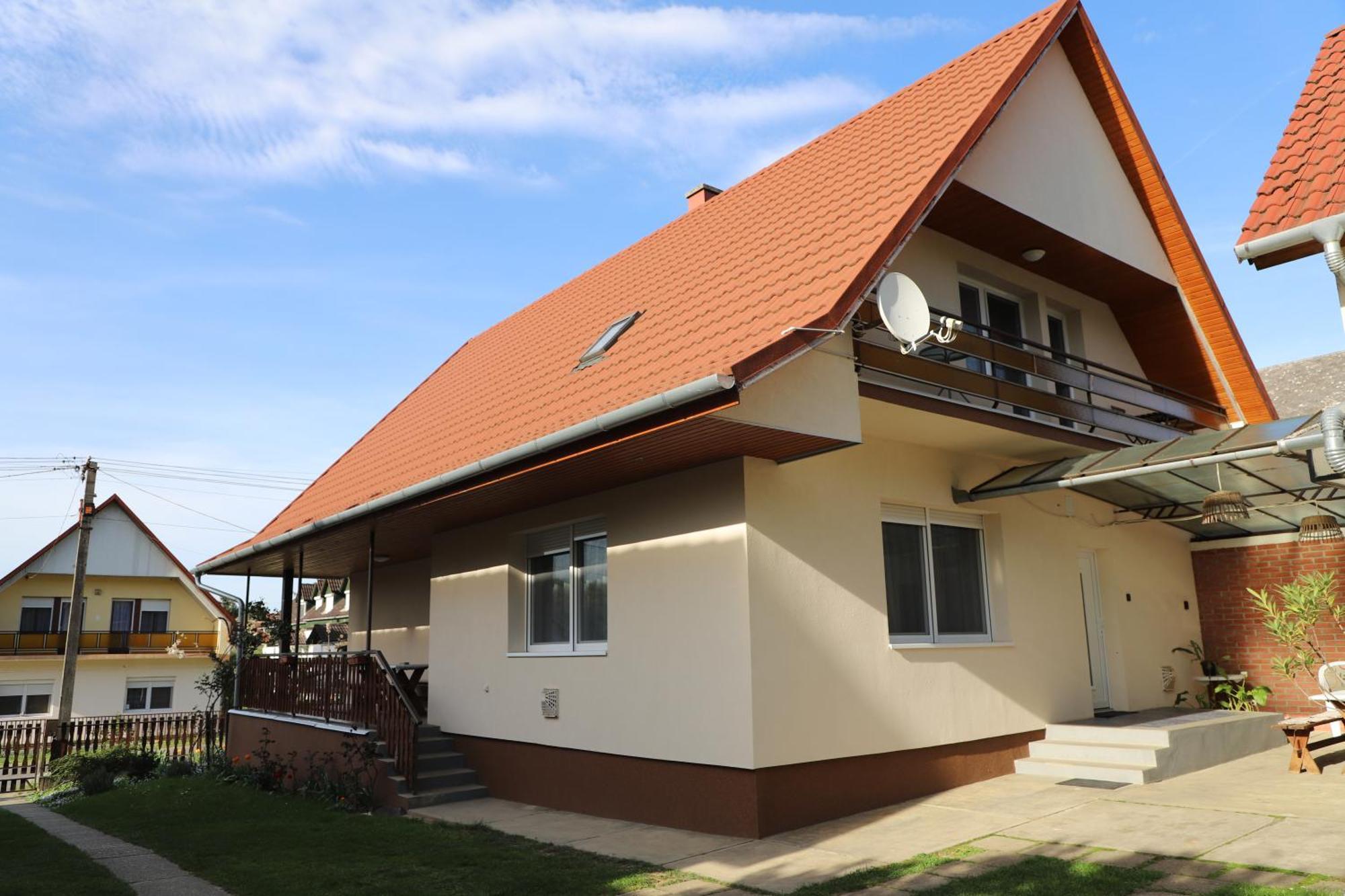 Attila Vendeghaz Lägenhet Balatonboglár Exteriör bild